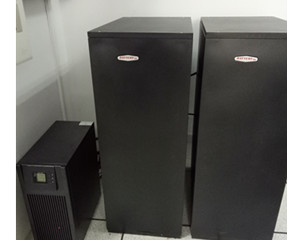 蘇州市區(qū)某學(xué)校UPS